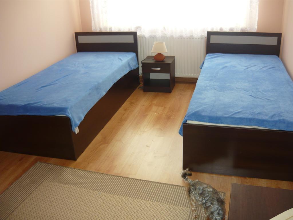 U Agi Daire Nowogród Oda fotoğraf