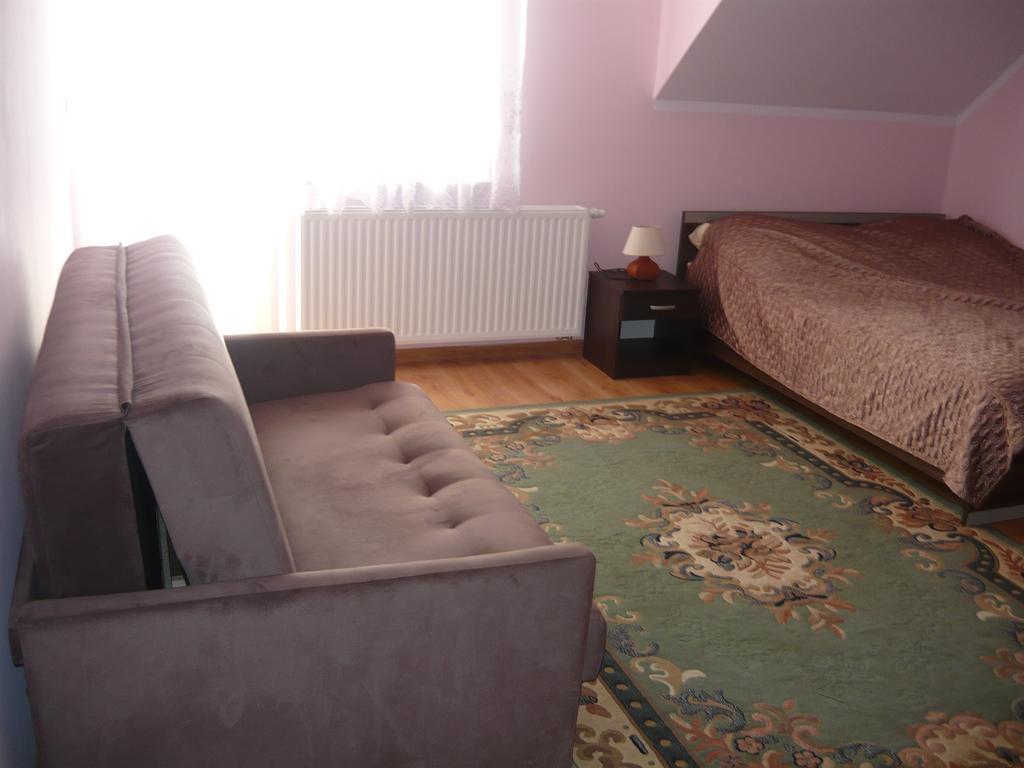 U Agi Daire Nowogród Oda fotoğraf